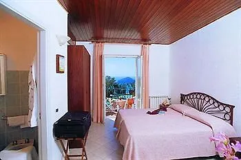 Al Mare Szálloda