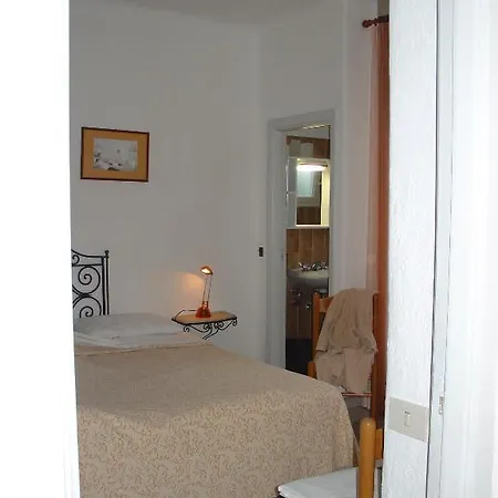 Al Mare Hotel 3*