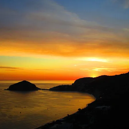Al Mare Barano dʼIschia